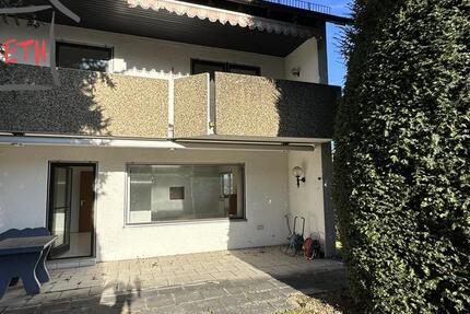 * Reiheneckhaus in toller Randlage von Schlösslesfeld * 6 zimmer