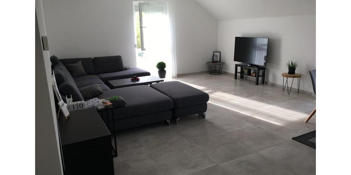 Etagenwohnung Pfaffenhofen - 4.5 Zimmer, 139 m&sup2;, 1.390&euro; | Angebot:24707444