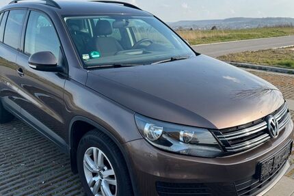 VW Tiguan 185.000 km 8.790 &euro; Öhringen 74613