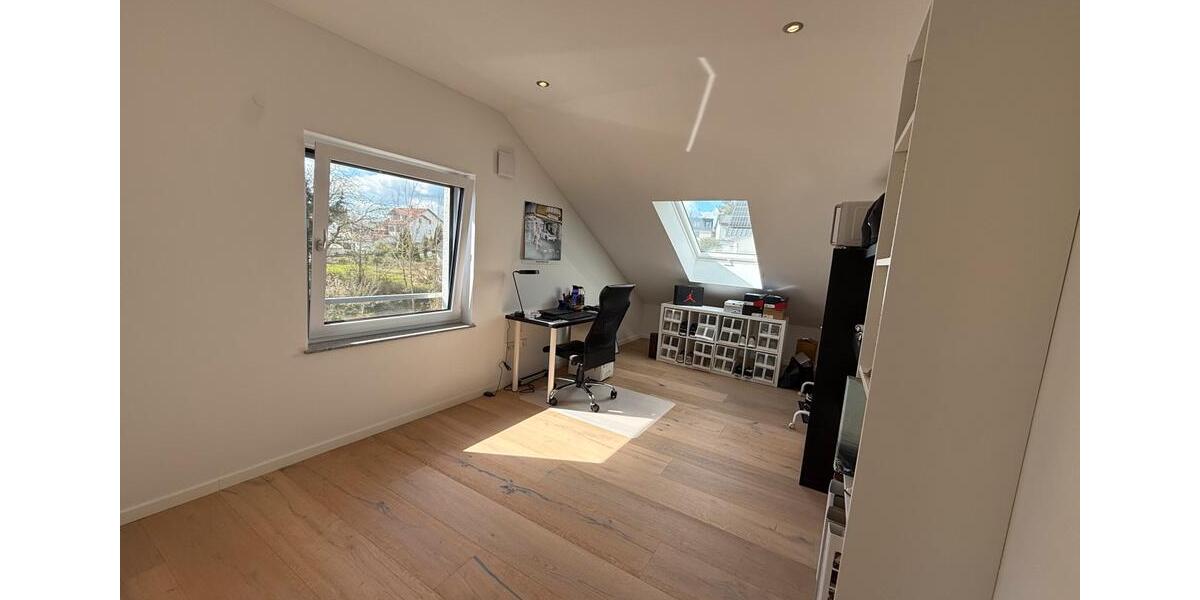 Dachgeschoßwohnung Sinsheim - 3 Zimmer, 87 m&sup2;, 417.500&euro; | Angebot:26564552