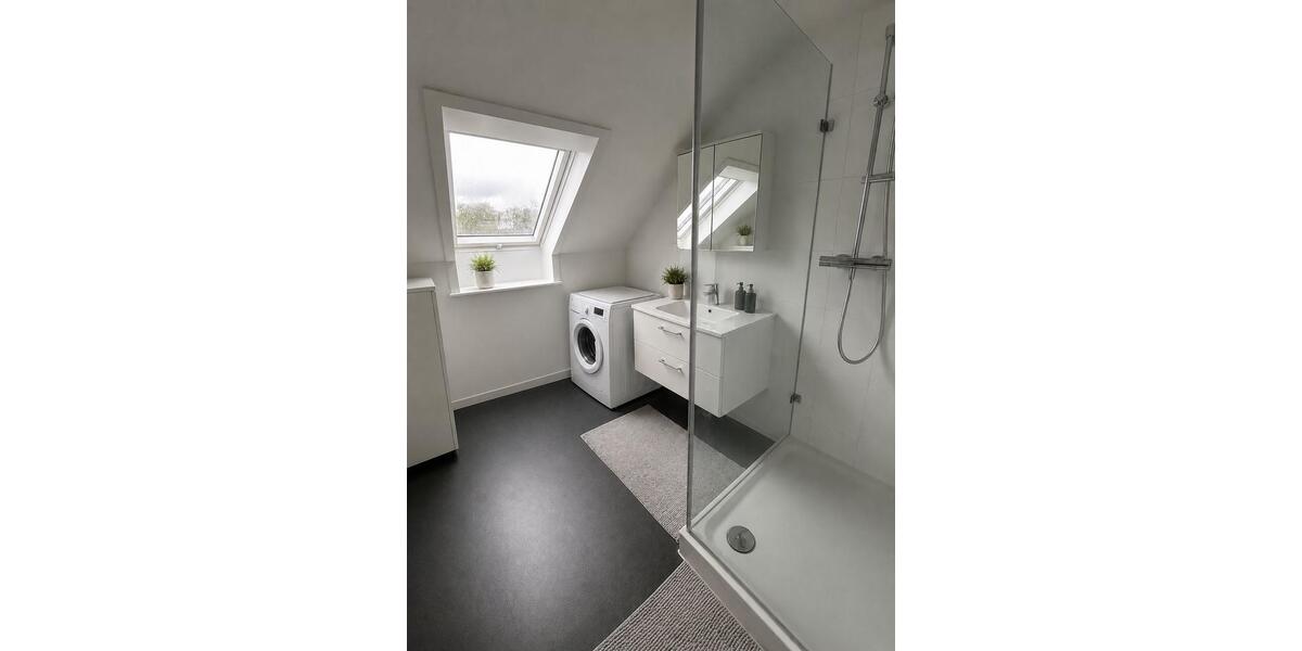 Dachgeschoßwohnung Öhringen - 3 Zimmer, 77 m&sup2;, 269.000&euro; | Angebot:26926476