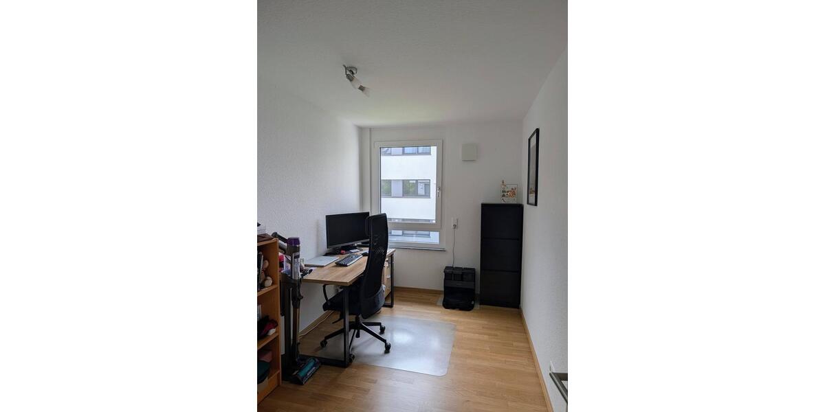 Etagenwohnung Sachsenheim - 4 Zimmer, 85 m&sup2;, 1.190&euro; | Angebot:26464809