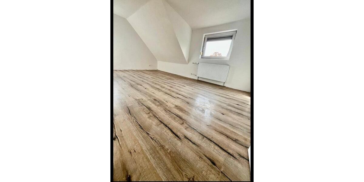 Erdgeschoßwohnung Güglingen - 4 Zimmer, 88 m&sup2;, 480&euro; | Angebot:26587017
