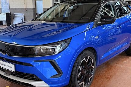 Opel Grandland (X) 21.300 km 28.900 &euro; Benningen 71726