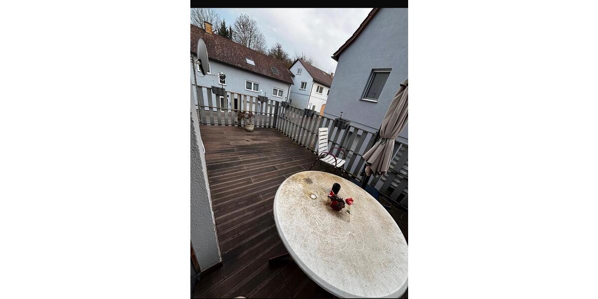 Etagenwohnung Pfaffenhofen - 3 Zimmer, 85 m&sup2;, 950&euro; | Angebot:24783919