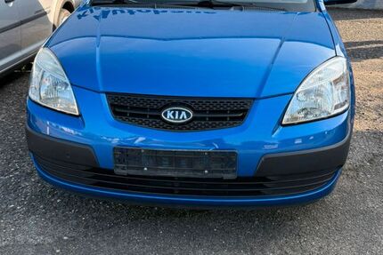 Kia Rio 140.000 km 2.699 € Eppingen 75031