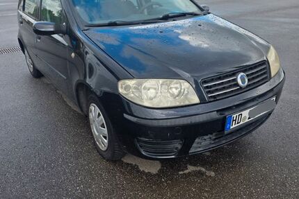 Fiat Punto 200.000 km 1.075 &euro; Sinsheim 74889