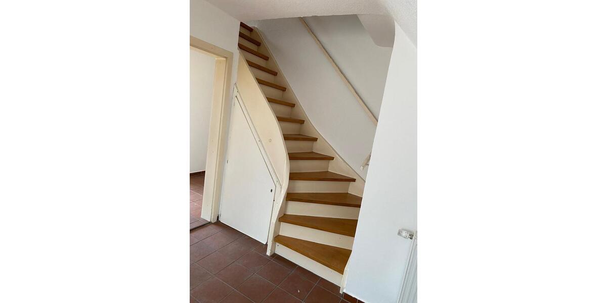 Etagenwohnung Heilbronn Böckingen - 1 Zimmer, 100 m&sup2;, 1.150&euro; | Angebot:26311617