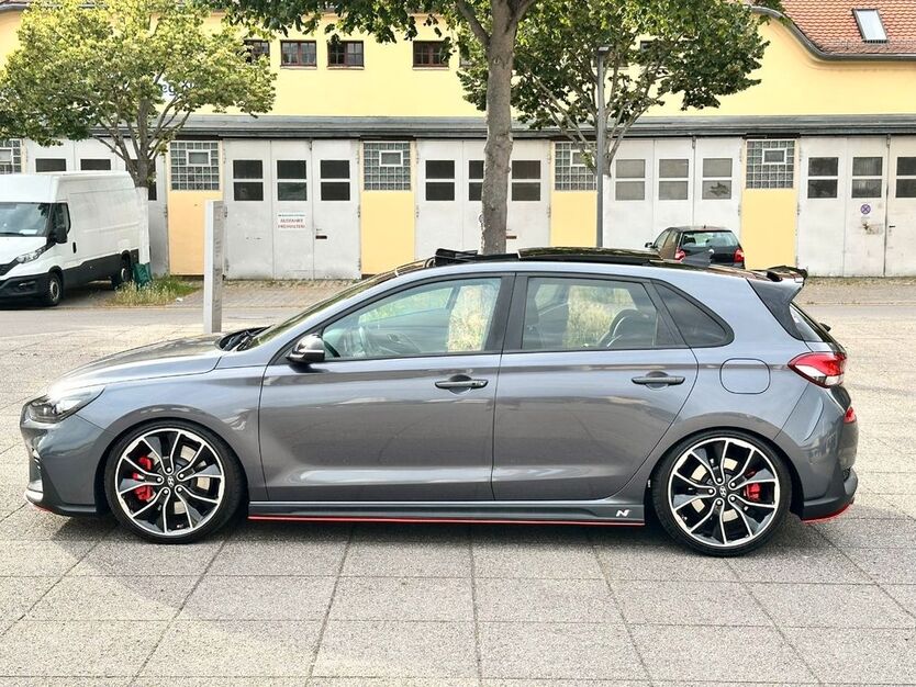 Hyundai i30 142.710 km 17.900 € Remseck 71686