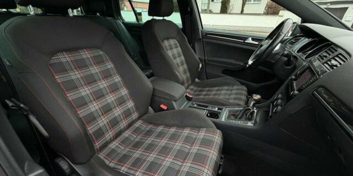 VW Golf VII Lim. GTI BMT Kamera ABT 300 PS 198.000 km 12.490 &euro; Neckarsulm 74172