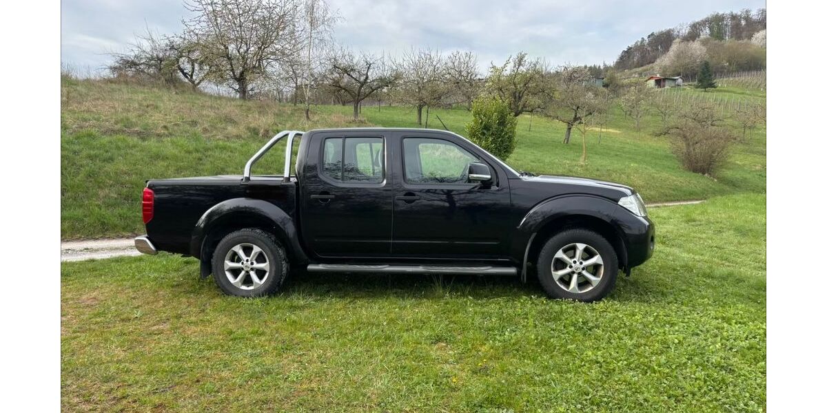 Nissan Navara 188.000 km 15.000 &euro; Langenbrettach 74243