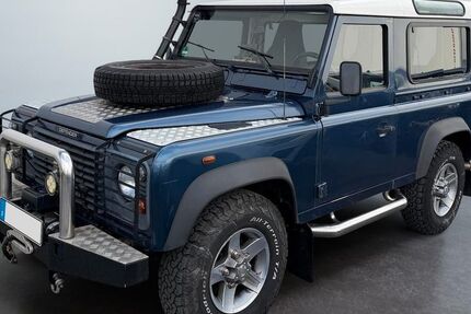 Land Rover Defender 214.000 km 39.999 &euro; Bietigheim-Bissingen 74321