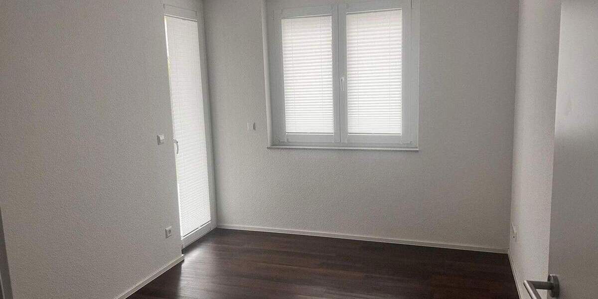 Etagenwohnung Abstatt - 4 Zimmer, 101 m&sup2;, 1.500&euro; | Angebot:24846677