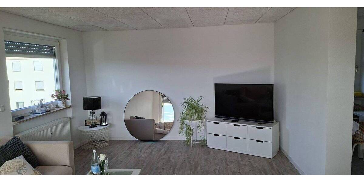Etagenwohnung Steinheim - 3 Zimmer, 90 m&sup2;, 1.000&euro; | Angebot:26875124
