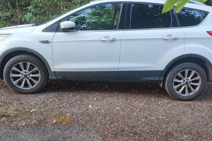 Ford Kuga 100.000 km 8.200 &euro; Beilstein 71717