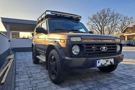 Lada Taiga