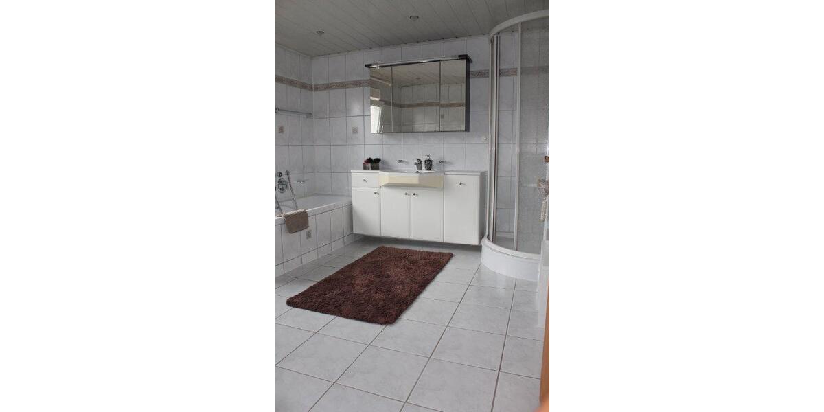 Mehrfamilienhaus, Wohnhaus Bad Rappenau - 6 Zimmer, 167 m&sup2;, 520.000&euro; | Angebot:26337179