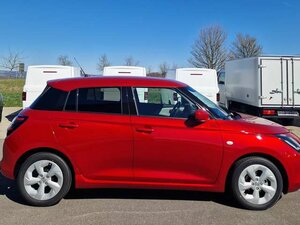 Suzuki Swift 1.2 Hybrid MT Comfort 5.124 km 18.880 &euro; Obrigheim-Asbach 74847