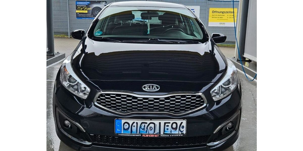 Kia ceed / Ceed 99.967 km 8.900 &euro; Pleidelsheim 74385