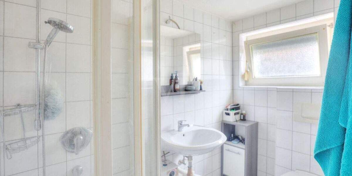 Mehrfamilienhaus, Wohnhaus Heilbronn / Böckingen Böckingen - 9 Zimmer, 160 m&sup2;, 385.000&euro; | Angebot:25067247