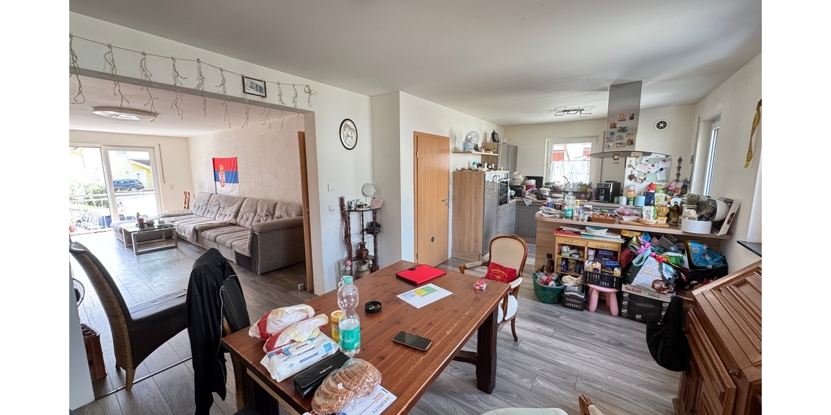 Energieeffizientes EFH mit Einliegerwohnung, Terrasse und großem Hof - Einfamilienhaus Sulzfeld | Angebot:24344056