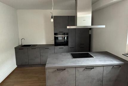 Moderne Neubau-Souterrainwohnung zimmer