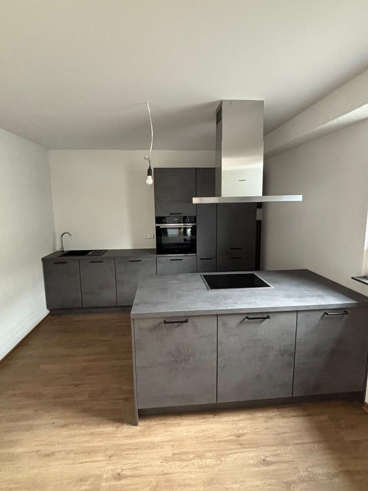 Moderne Neubau-Souterrainwohnung zimmer