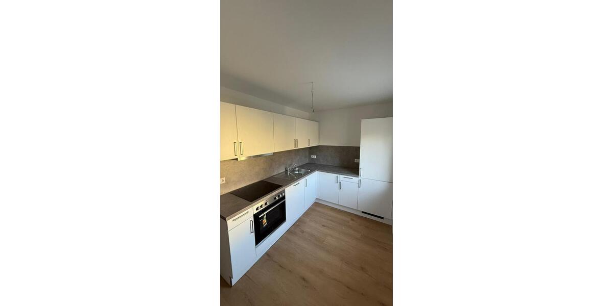 Modernes Wohngefühl in frisch sanierter ETW - PROVISIONSFREI 3 zimmer