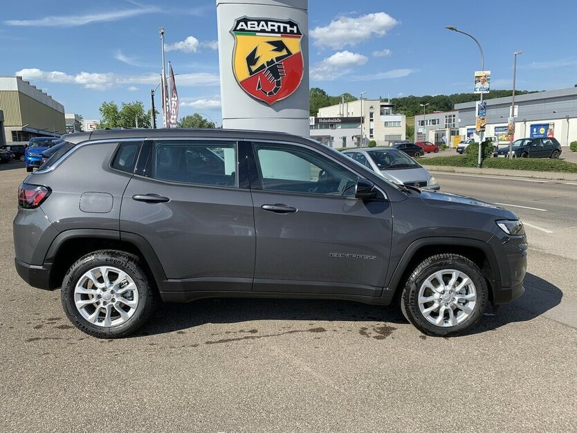 Compass 1.5 Mild-Hybrid Altitude Automatik