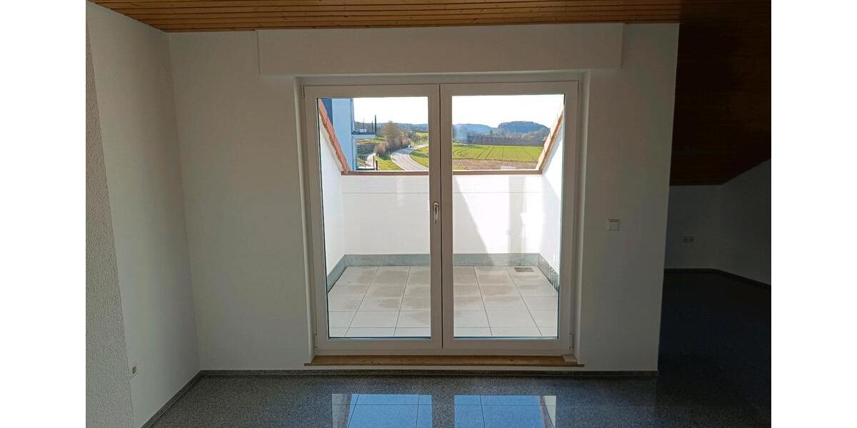 Dachgeschoßwohnung Pfaffenhofen - 2.5 Zimmer, 65 m&sup2;, 670&euro; | Angebot:26431313