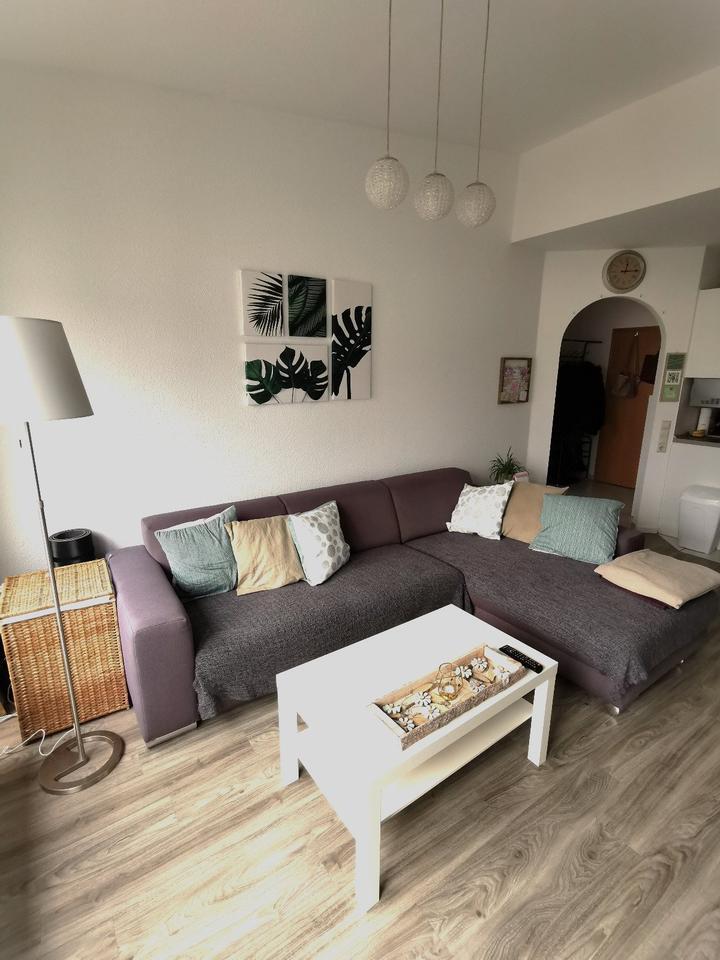 Stilvolle und moderne 2-Raum-DG-Wohnung mit EBK in Freiberg am zimmer