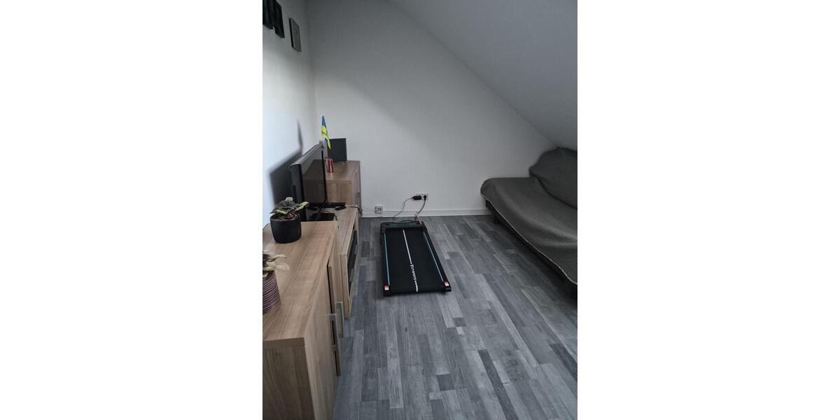 Dachgeschoßwohnung Bad Rappenau - 2.5 Zimmer, 60 m&sup2;, 750&euro; | Angebot:26335042