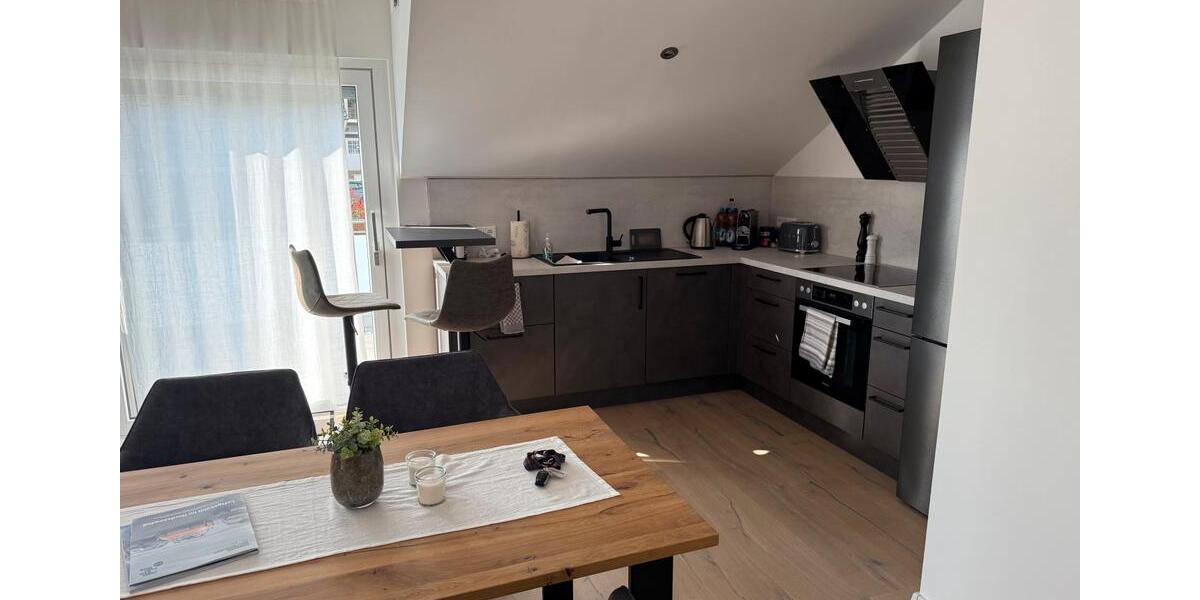 Dachgeschoßwohnung Sinsheim - 3 Zimmer, 87 m&sup2;, 419.000&euro; | Angebot:25122371