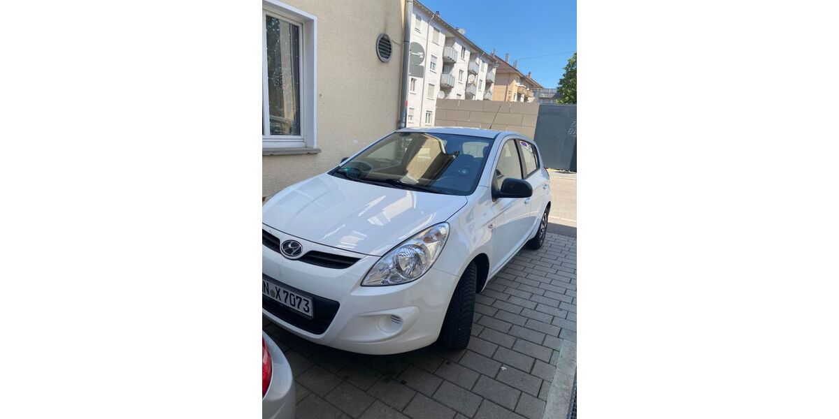 Hyundai i20 68.000 km 4.900 &euro; Heilbronn 74072