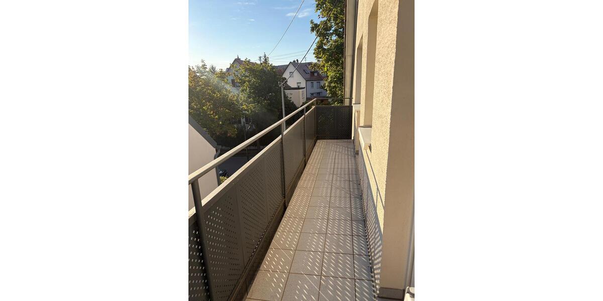 Dachgeschoßwohnung Ludwigsburg Pflugfelden - 3 Zimmer, 67 m&sup2;, 850&euro; | Angebot:27619191