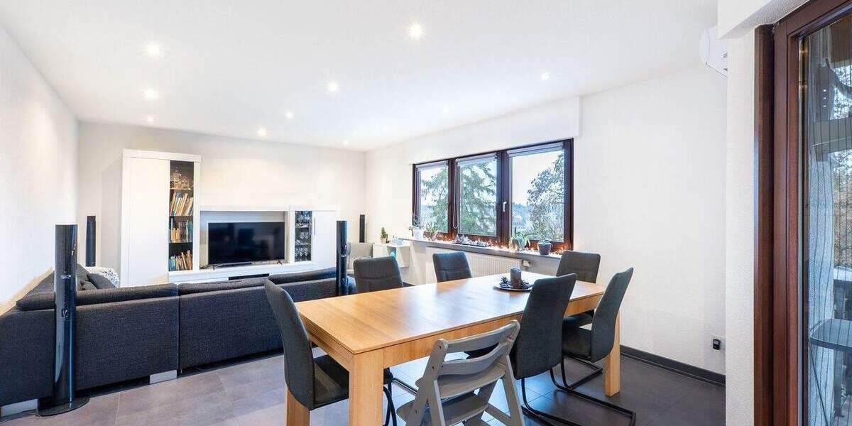 WEITBLICK: Zwei Lebensräume unter einem Dach! 7 zimmer