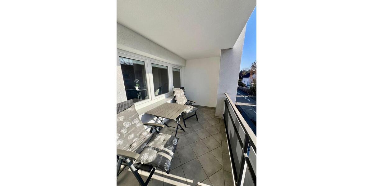 Dachgeschoßwohnung Eberstadt - 2.5 Zimmer, 75 m&sup2;, 1.200&euro; | Angebot:26326753