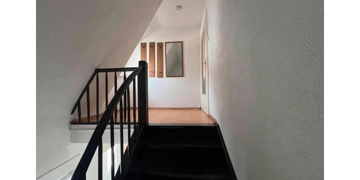 Einfamilienhaus Heilbronn Frankenbach - 8 Zimmer, 170 m&sup2;, 520.000&euro; | Angebot:26480358