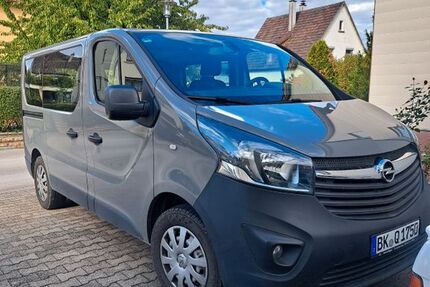 Opel Vivaro 145.000 km 14.999 &euro; Öhringen 74613