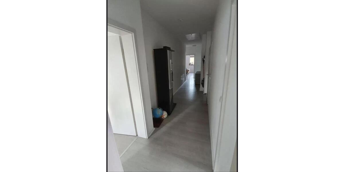 Dachgeschoßwohnung Bad Rappenau - 4 Zimmer, 125 m&sup2;, 1.300&euro; | Angebot:26416215