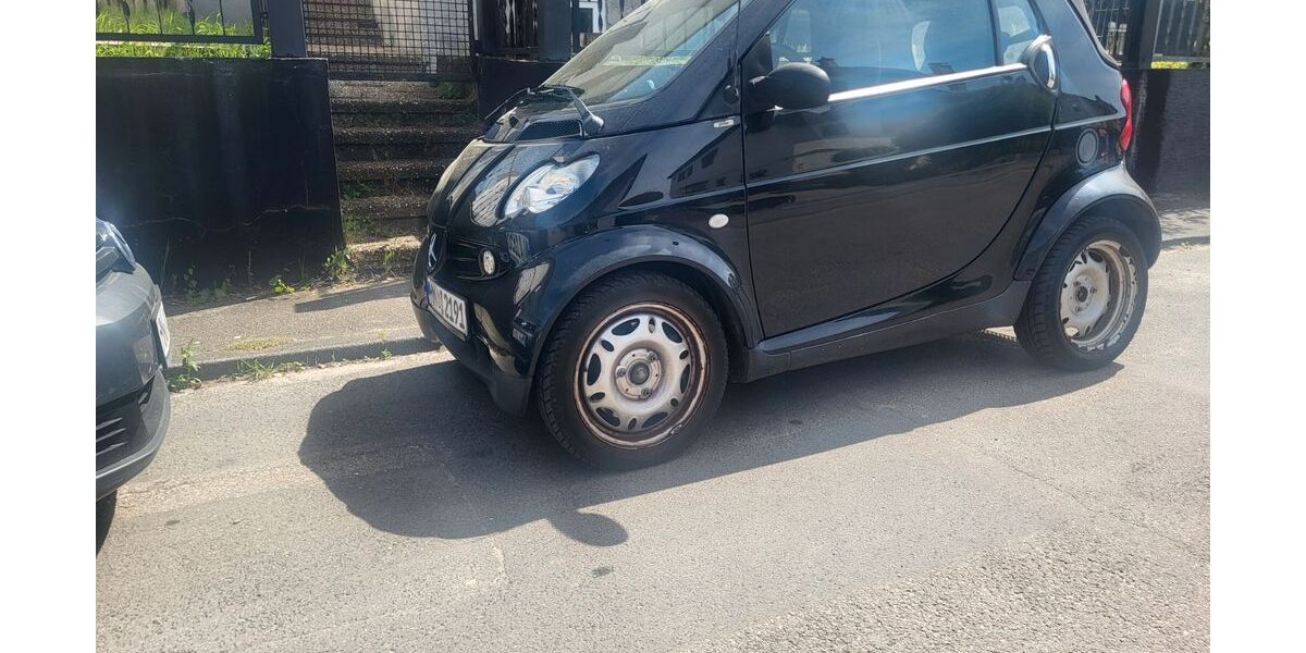 Smart ForTwo 135.000 km 1.300 &euro; Heilbronn 74074