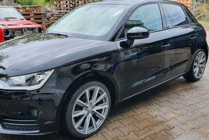 Audi A1 54.000 km 12.990 &euro; Vaihingen an der Enz 71665