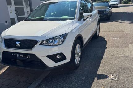 Seat Arona 90.000 km 13.900 &euro; Untereisesheim 74257
