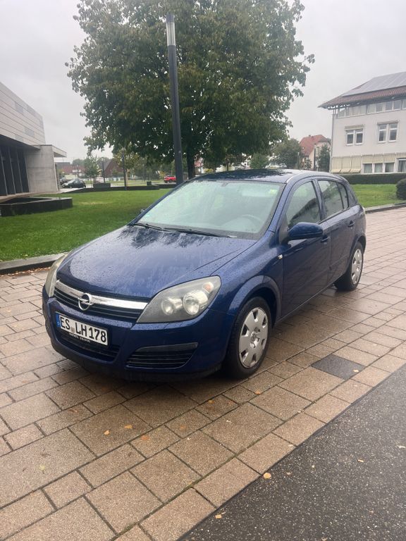 Opel Astra 135.000 km 2.390 € Massenbachhausen 74252