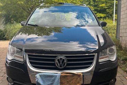 VW Touran 131.000 km 4.500 &euro; Obersulm 74182