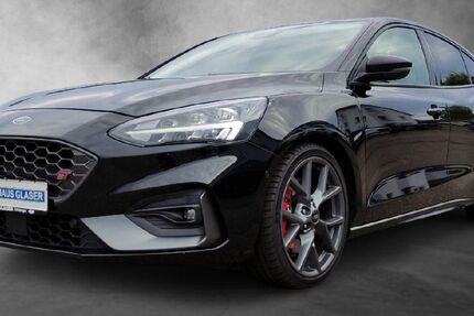 Ford Focus 123.079 km 20.490 € Illingen - Schützingen 75428