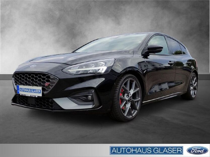 Ford Focus 123.079 km 20.490 € Illingen - Schützingen 75428