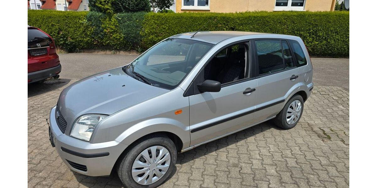 Ford Fusion 152.000 km 1.950 &euro; Bad Friedrichshall 74177