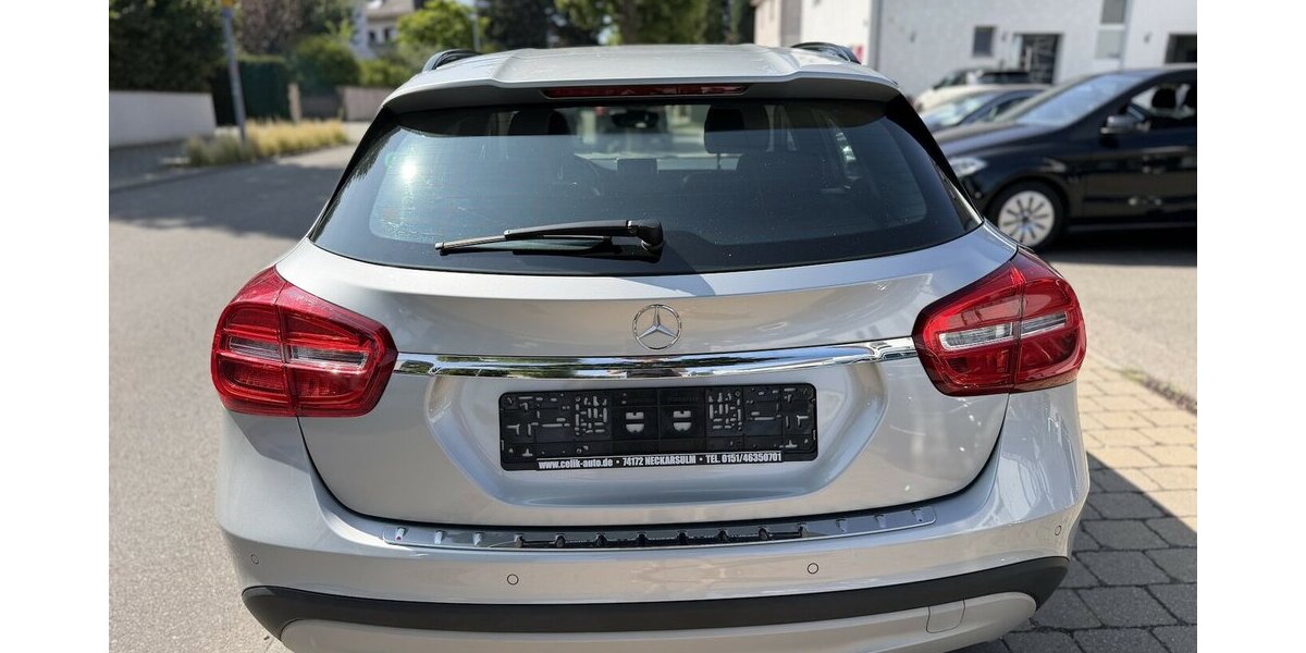 Mercedes-Benz GLA 200 Bi-Xenon SHZ PDC 150.000 km 10.990 &euro; Neckarsulm 74172