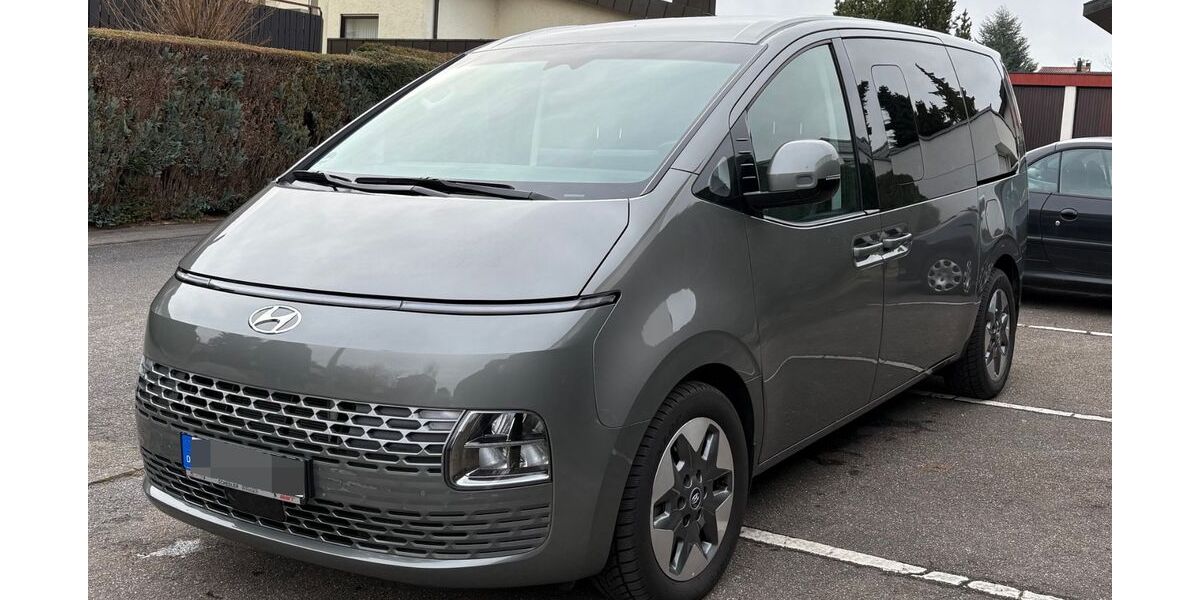 Hyundai STARIA 22.000 km 39.500 &euro; Leingarten 74211